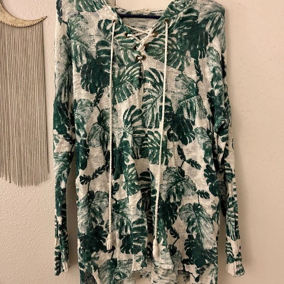 Show Me Your MuMu Mellow Barefoot Palm Leaf Lace Up Sweater - Picture 3 of 4